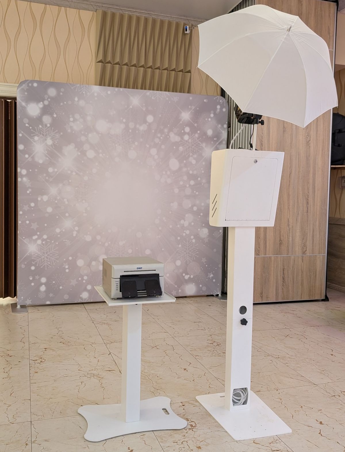 Professional DSLR photo booth setup at event venue